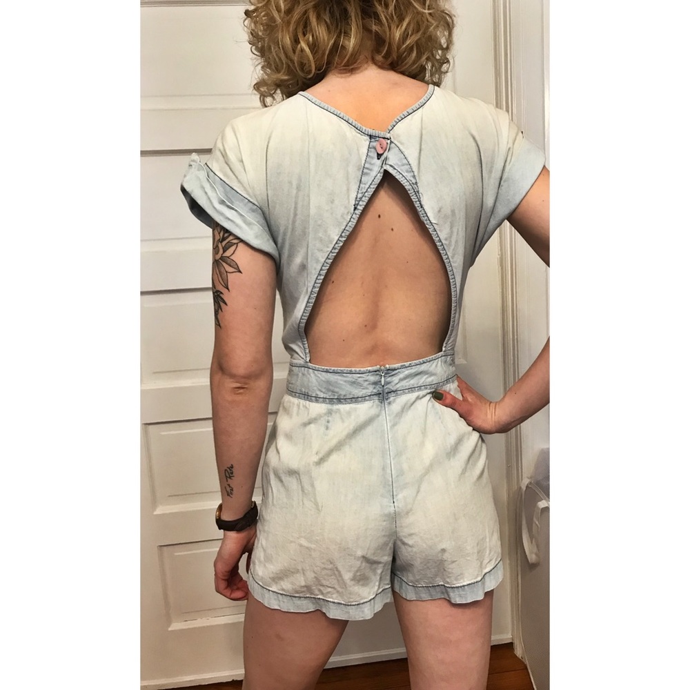 BCBG Chambray Romper Size 4